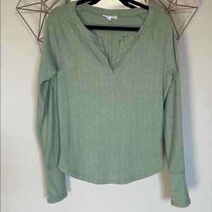 Green Long Sleeve Women's Top